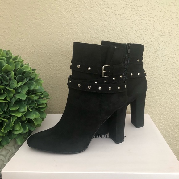 Size 7.5 Kemba heeled booties by JustFab. - Picture 6 of 8